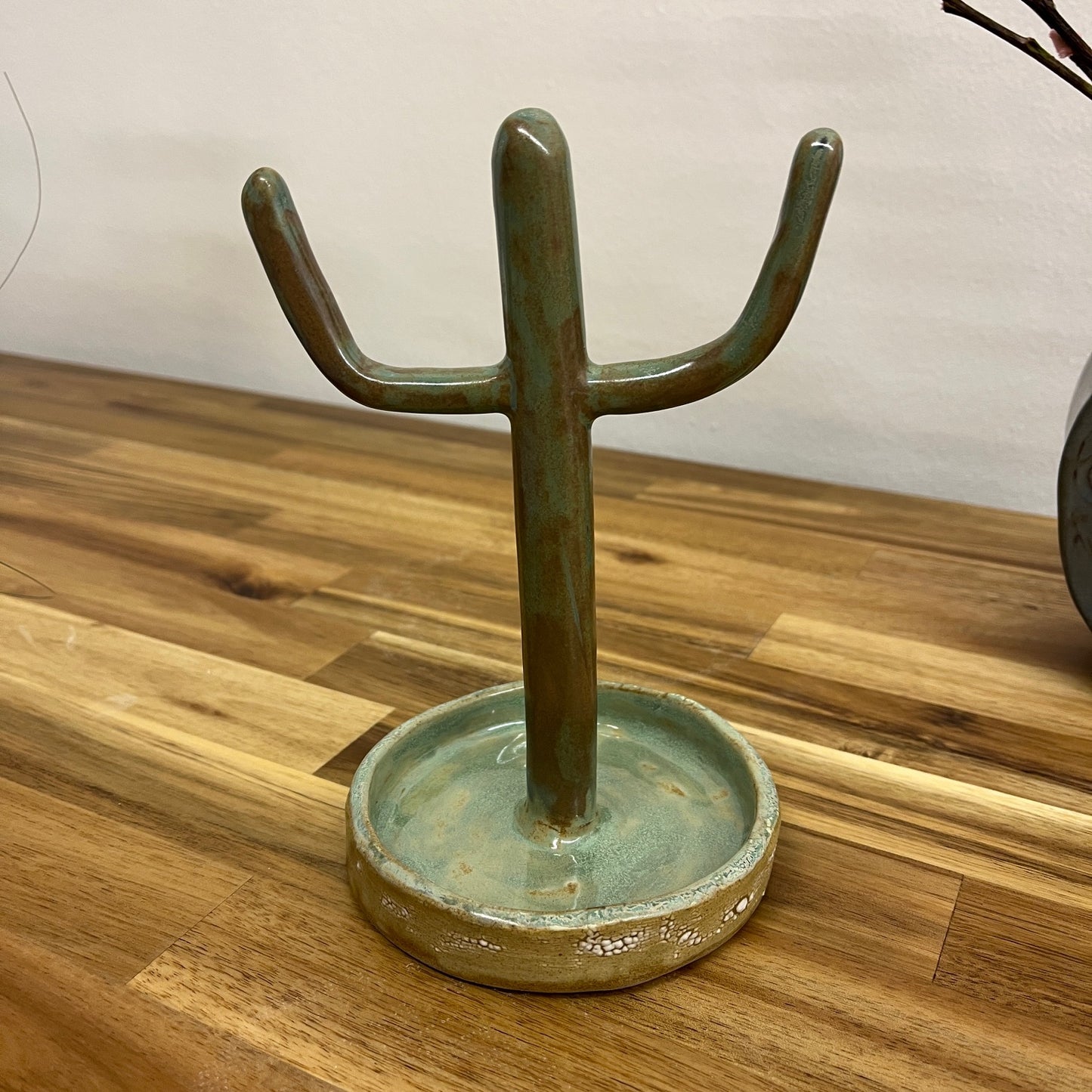 Keramički kaktus za nakit